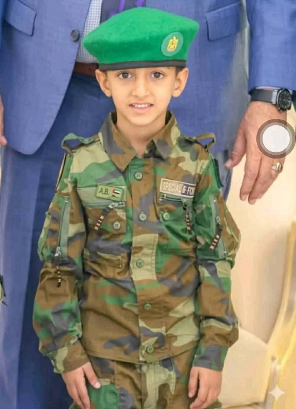العميد الربيعي يعزي قائد محور يافع بوفاة نجله محمد