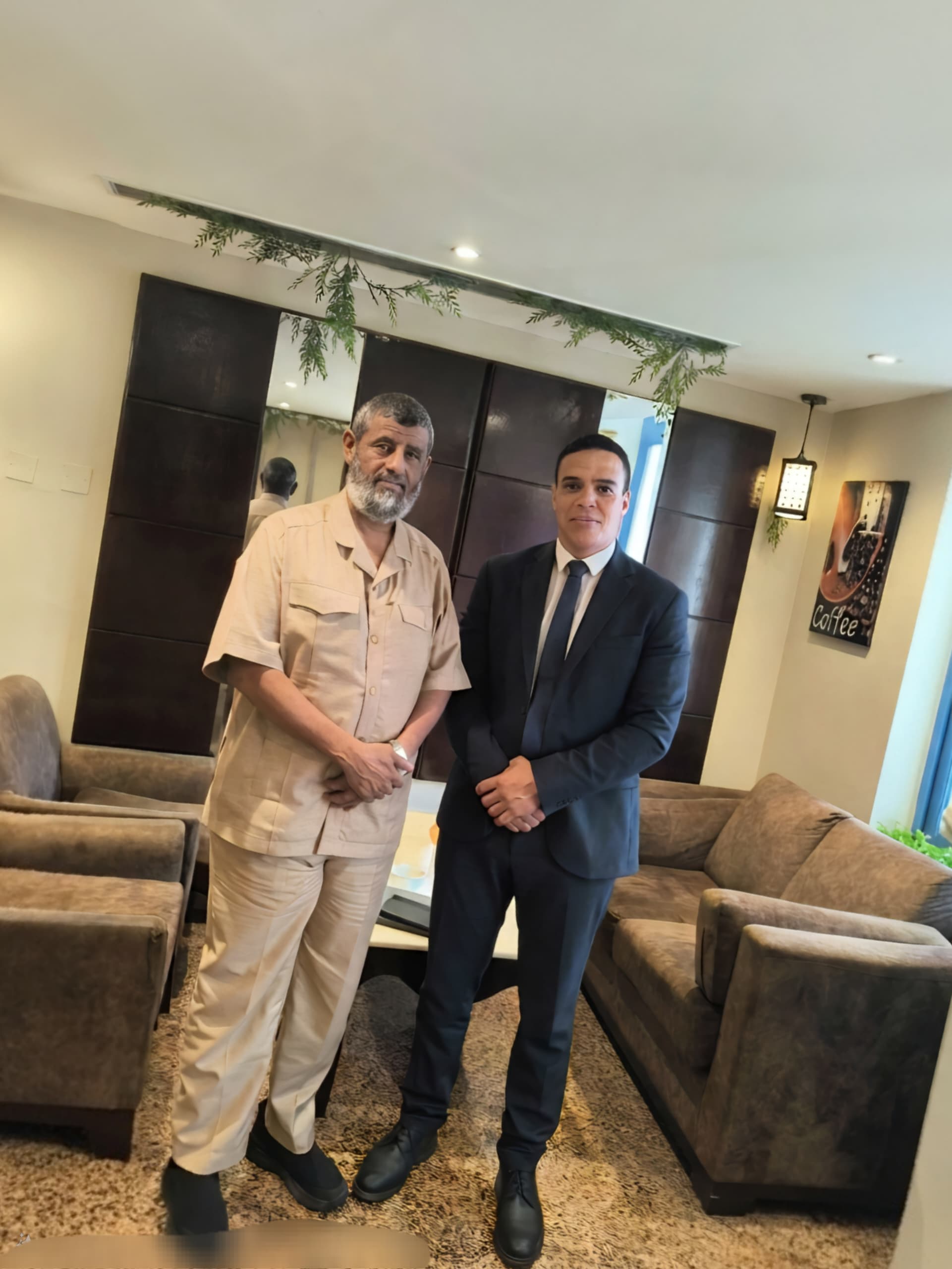 اللواء الجمالي والملحق العسكري الفرنسي يبحثان تعزيز التعاون الأمني ومكافحة التهريب